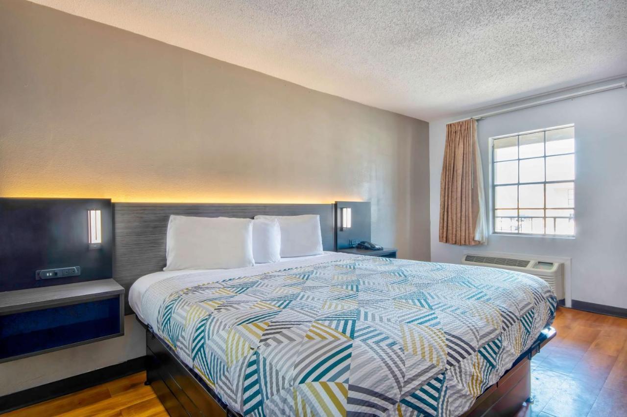 6 Bossier City, La 2* Bossier City